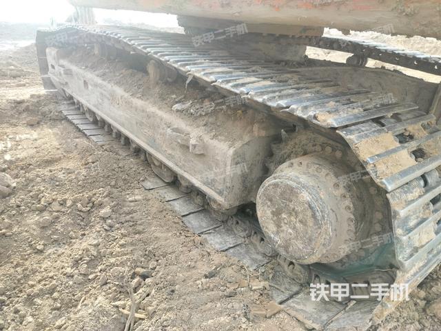 左側(cè)履帶整體?（行走機構(gòu)）