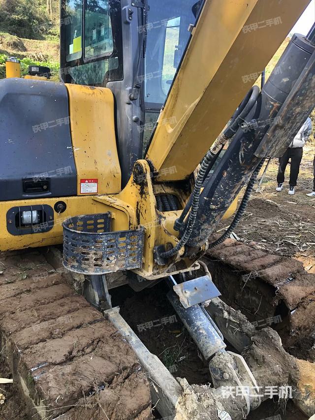 大臂根部?斜(工作和回轉(zhuǎn)裝置) 大臂根部?斜(工作和回轉(zhuǎn)裝置)