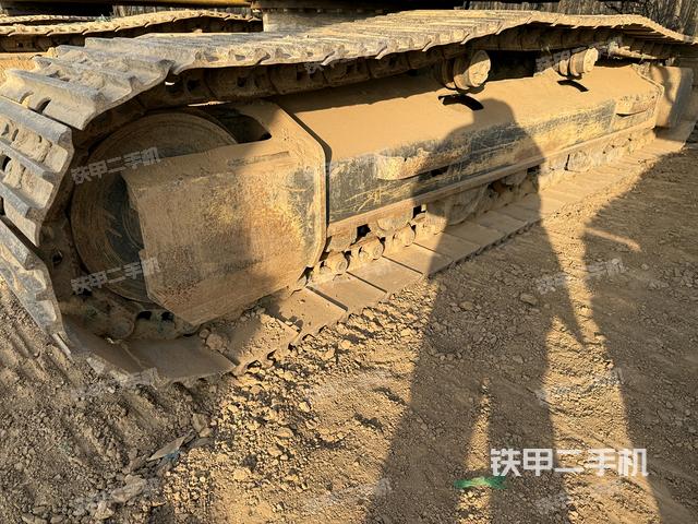 單側(cè)履帶整體（整機外觀）