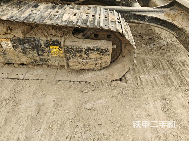 左側(cè)履帶整體?（行走機構(gòu)）