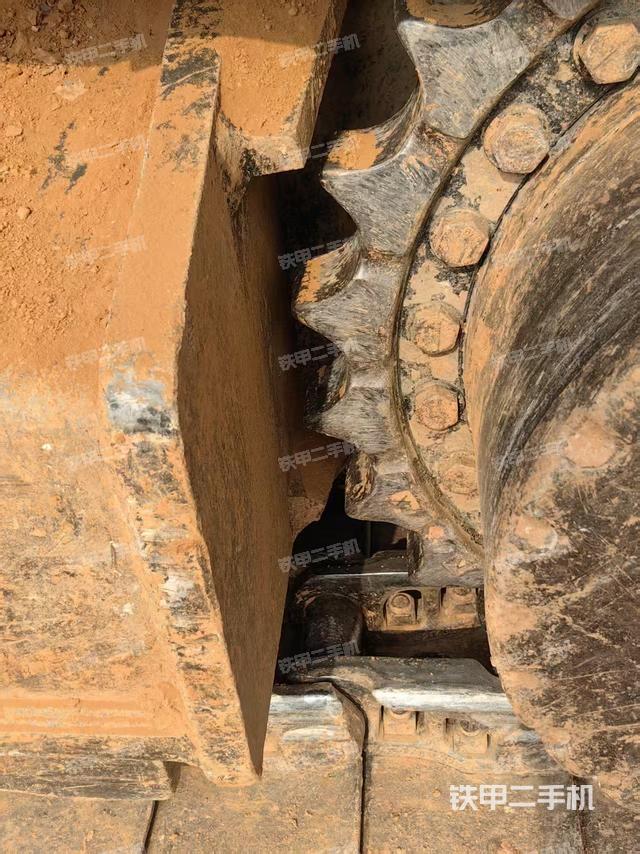 单侧履带整体（整机外观）