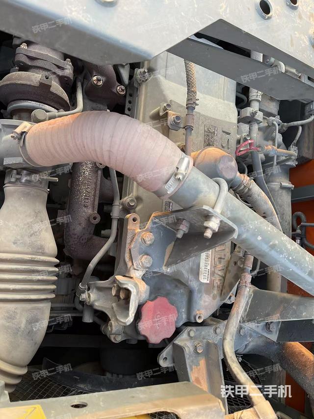 氣門室蓋螺絲特寫（上車部件）