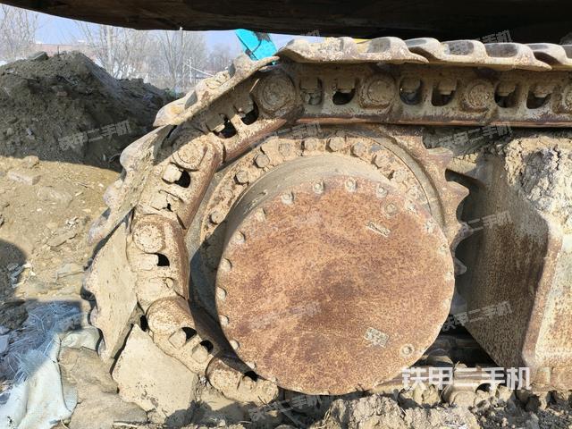 左驅(qū)動(dòng)輪（行走機(jī)構(gòu)）