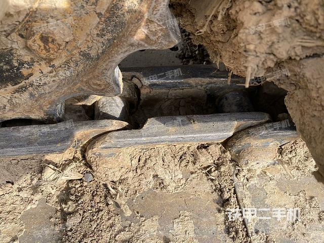 右側(cè)行走馬達蓋板（行走機構(gòu)）