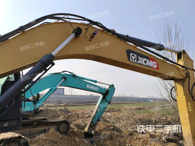 大臂整體?右側(cè)(工作和回轉(zhuǎn)裝置) 大臂整體?右側(cè)(工作和回轉(zhuǎn)裝置)