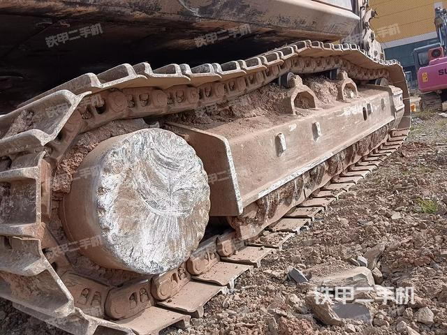 左側(cè)履帶整體?（行走機構(gòu)）