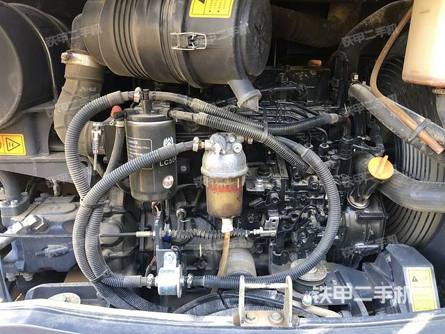 發(fā)動機(jī)室(上車部件) 發(fā)動機(jī)室(上車部件)