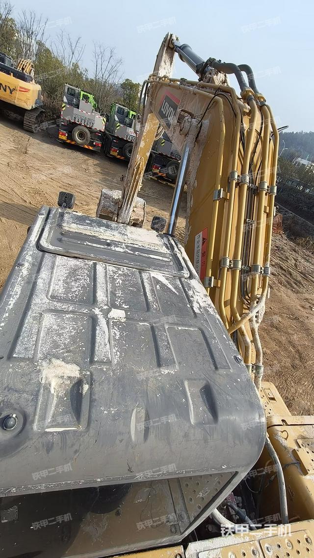 駕駛室頂部俯視(上車部件) 駕駛室頂部俯視(上車部件)