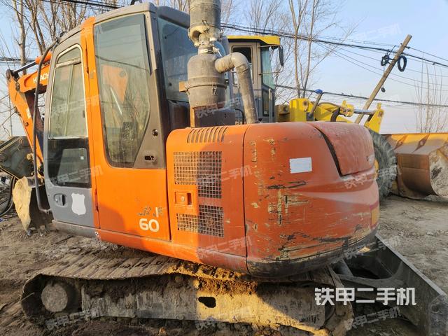 左后45(整機(jī)外觀) 左后45(整機(jī)外觀)