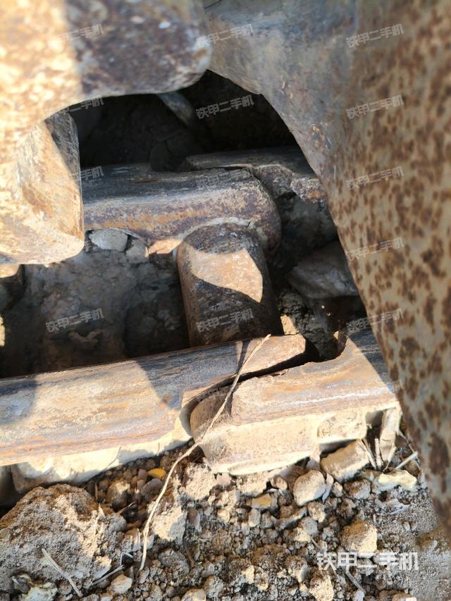 左托鏈輪和鏈筋（行走機(jī)構(gòu)）