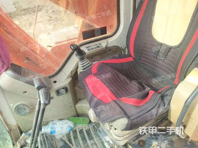 座椅后部（駕駛室部分）