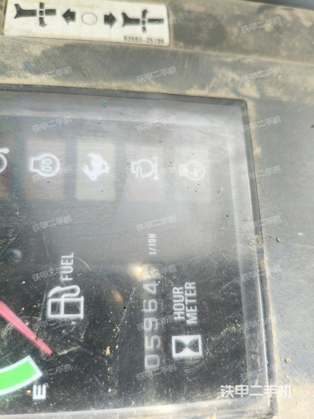 小時(shí)表(駕駛室部分) 小時(shí)表(駕駛室部分)