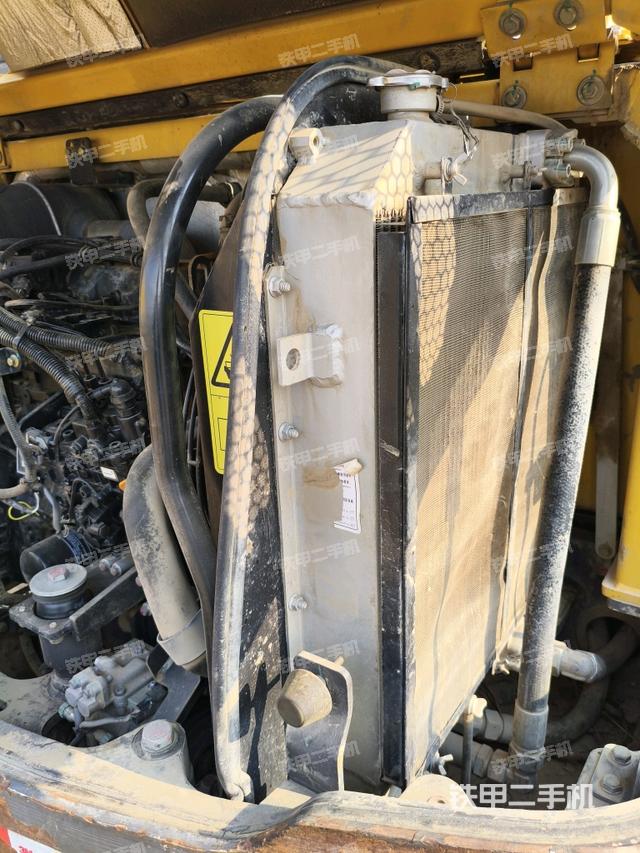 散熱器室(大件艙室) 散熱器室(大件艙室)