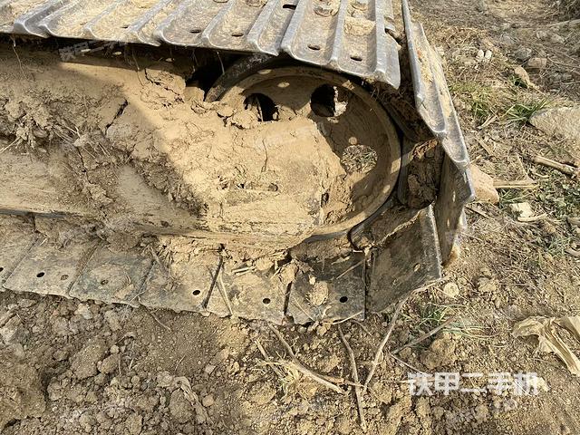 右導向輪（行走機構(gòu)）