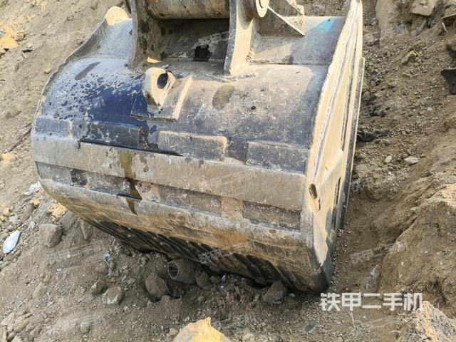 鏟斗45度(工作和回轉裝置) 鏟斗45度(工作和回轉裝置)