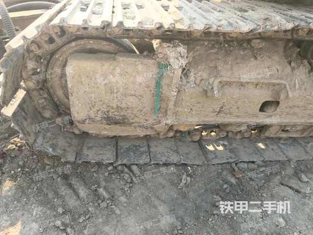 右側(cè)行走馬達(dá)蓋板（行走機(jī)構(gòu)）