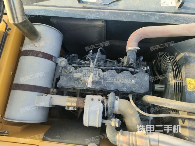 駕駛室頂部俯視（上車部件）