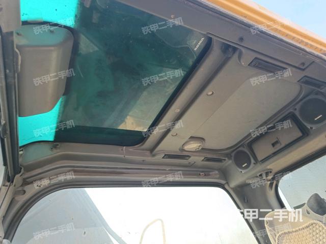 頂棚整體（駕駛室部分）