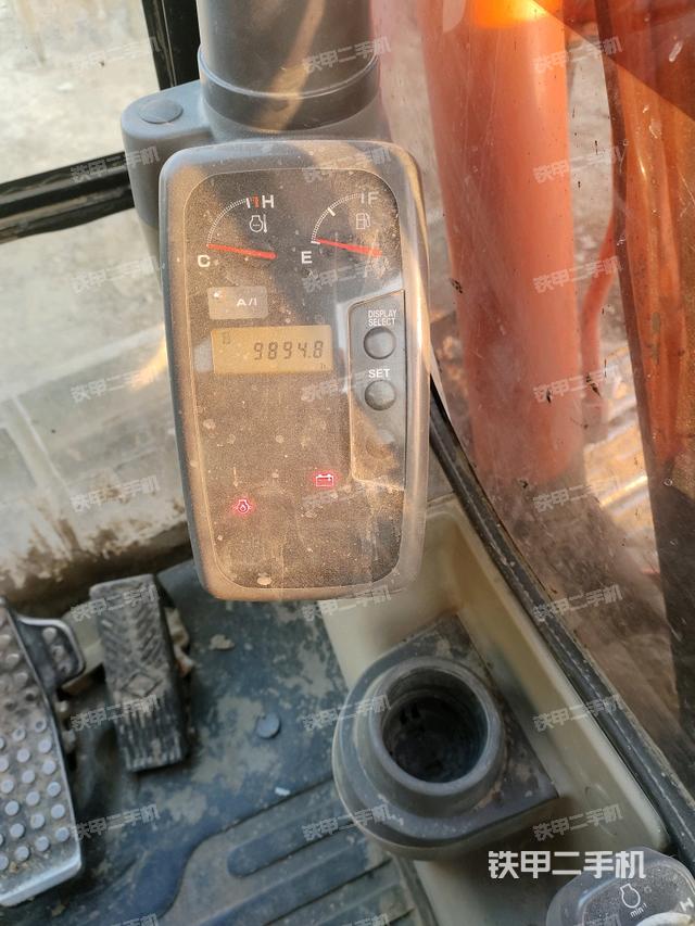 小時(shí)表(駕駛室部分) 小時(shí)表(駕駛室部分)