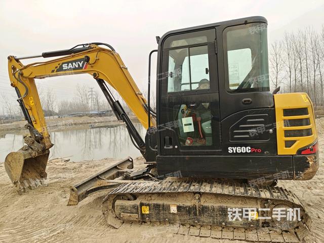 左后45（整機外觀）