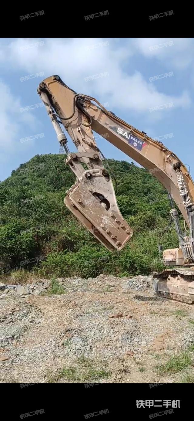 小臂整體左后（工作和回轉(zhuǎn)裝置）