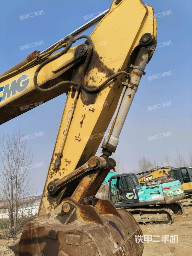 小臂整體左后（工作和回轉(zhuǎn)裝置）