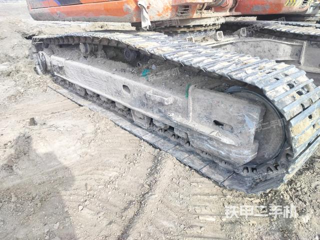 右側(cè)履帶整體（行走機構(gòu)）