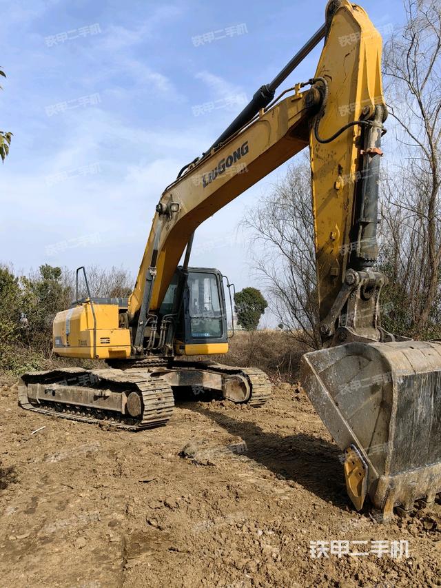 左后45（整機外觀）