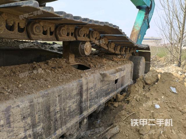 左側履帶整體?(行走機構) 左側履帶整體?(行走機構)