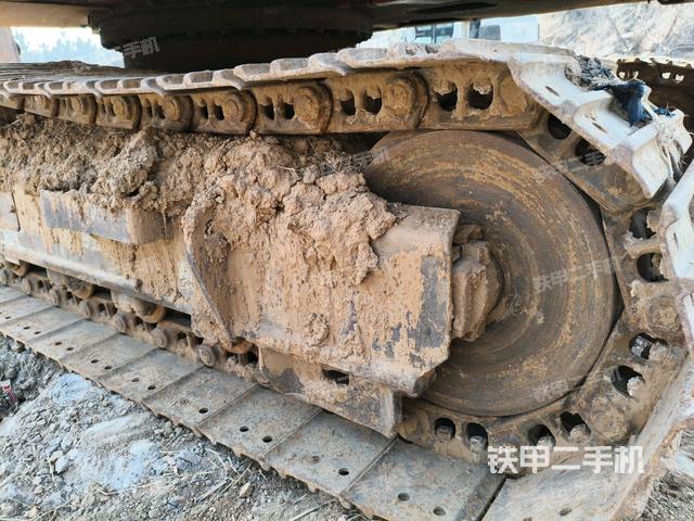 右側(cè)履帶整體（行走機(jī)構(gòu)）