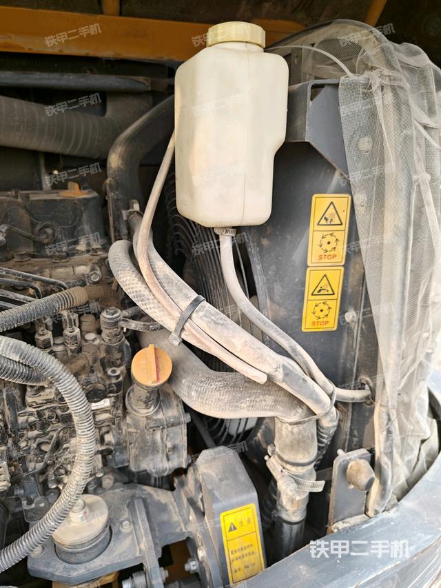 水箱+風(fēng)扇特寫(上車部件) 水箱+風(fēng)扇特寫(上車部件)
