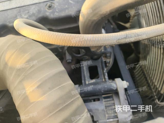 氣門室蓋螺絲特寫（上車部件）