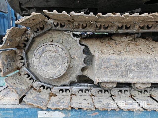 右側(cè)履帶整體?(行走機構(gòu)) 右側(cè)履帶整體?(行走機構(gòu))