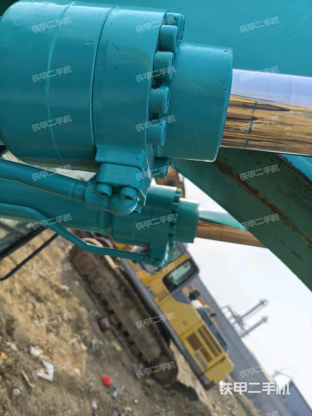 大臂油缸整體?豎拍(工作和回轉裝置) 大臂油缸整體?豎拍(工作和回轉裝置)