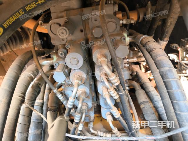 發(fā)動(dòng)機(jī)室(上車部件) 發(fā)動(dòng)機(jī)室(上車部件)