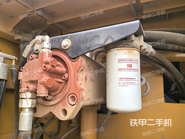 液壓泵斜45?左(大件艙室) 液壓泵斜45?左(大件艙室)