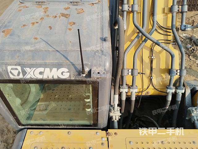 驾驶室顶部（整机外观）