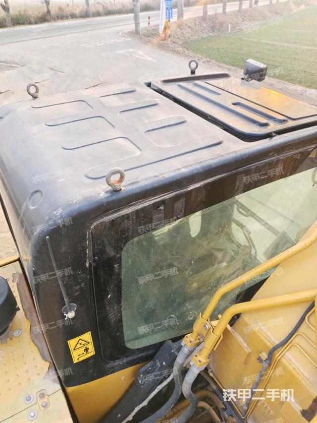 駕駛室頂部俯視（上車部件）