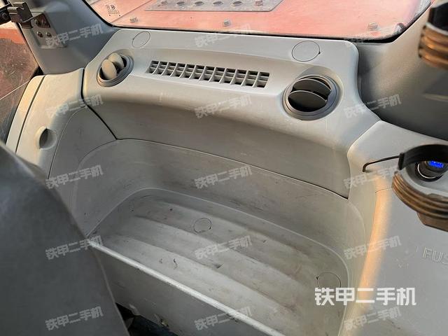 后窗玻璃角標(biāo)（駕駛室部分）