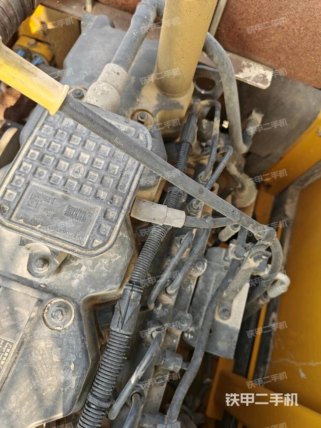 氣門室蓋螺絲特寫（上車部件）