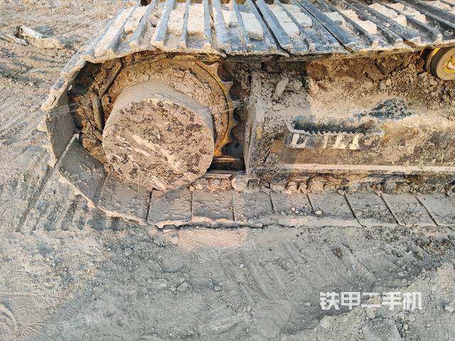 左導(dǎo)向輪（行走機(jī)構(gòu)）