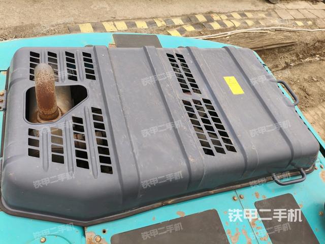 增壓器特寫(xiě)(上車(chē)部件) 增壓器特寫(xiě)(上車(chē)部件)
