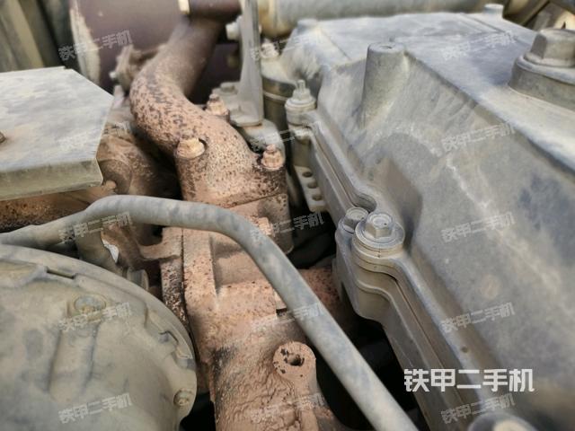 中央回轉(zhuǎn)接頭特寫（上車部件）