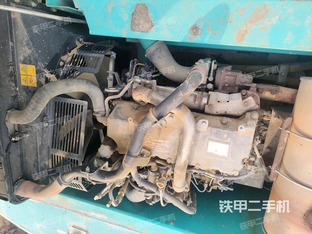 發(fā)動機整體俯視(整機外觀) 發(fā)動機整體俯視(整機外觀)