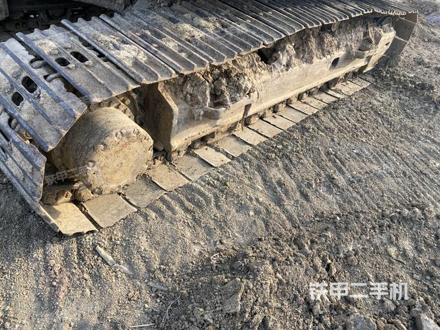 單側(cè)履帶整體（整機外觀）