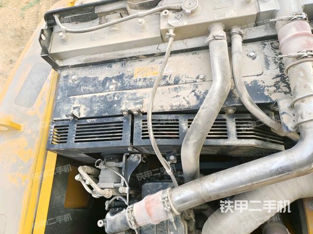 水箱+風(fēng)扇特寫(上車部件) 水箱+風(fēng)扇特寫(上車部件)