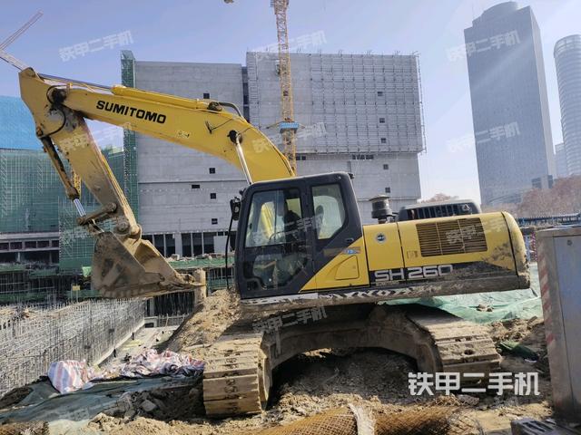 右后45(整機(jī)外觀) 右后45(整機(jī)外觀)