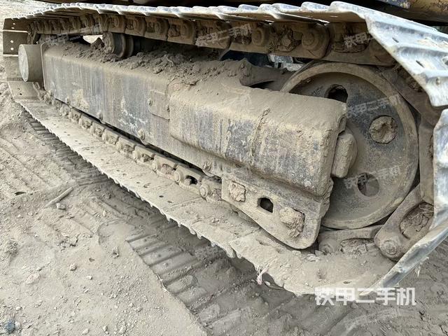 单侧履带整体（整机外观）