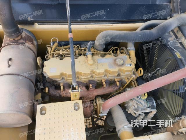 發(fā)動(dòng)機(jī)整體俯視（整機(jī)外觀(guān)）