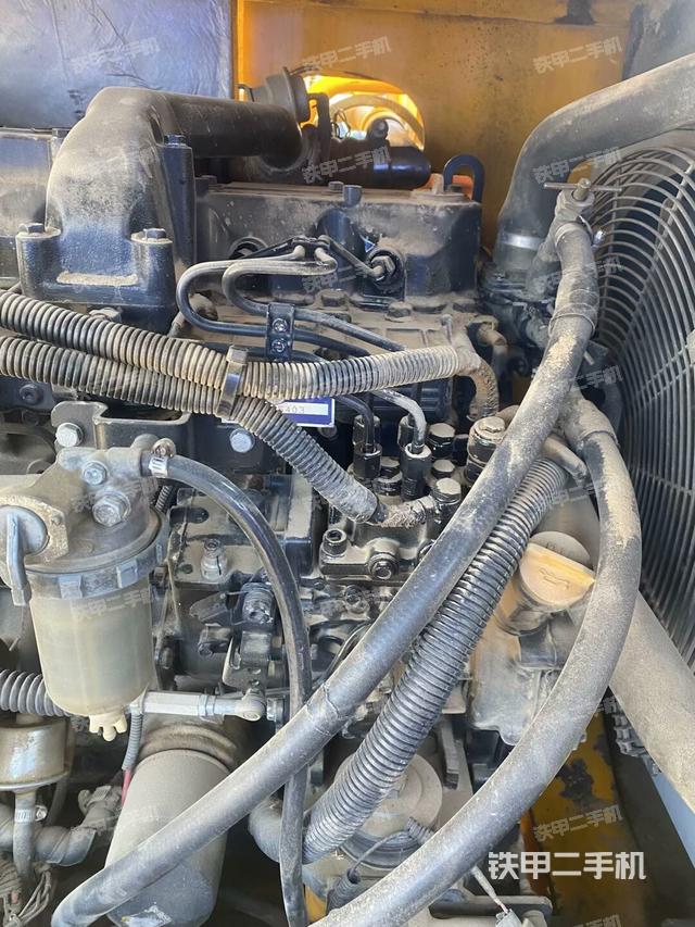 發(fā)動機整體俯視（整機外觀）